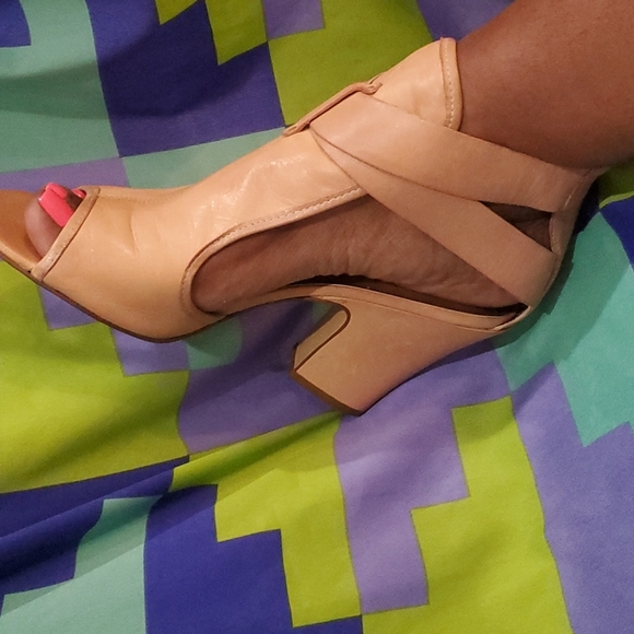 Bakers Sandals - Picture 6 of 7